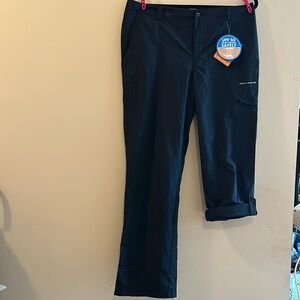 NWT, PFG Columbia, Aruba women’s pant with roll up leg, size 12